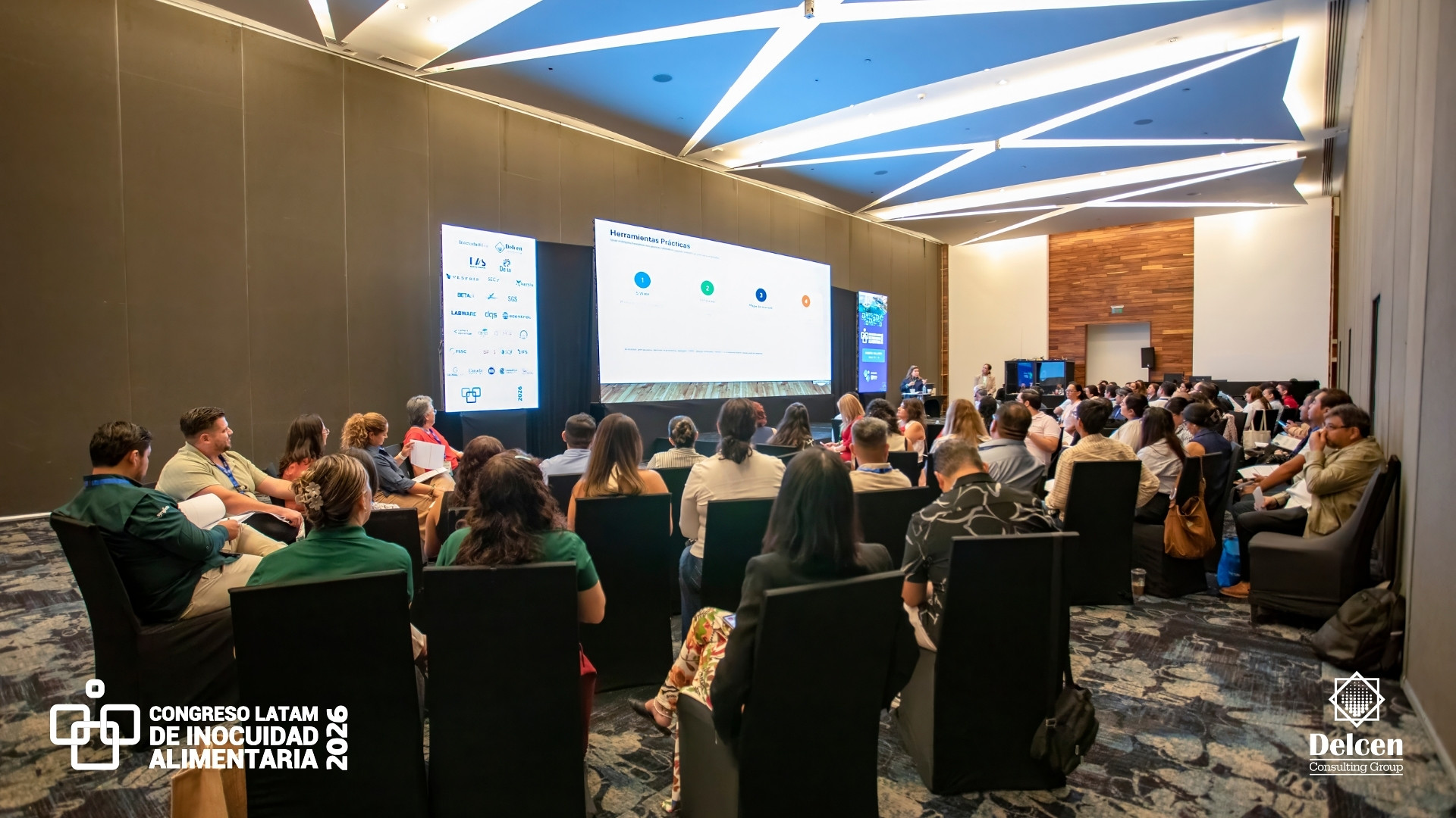 Sesión de conferencia en una de las salas del Congreso Latam 2026