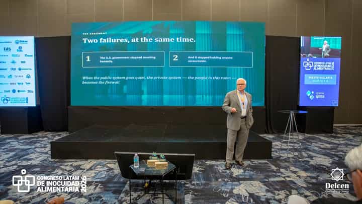 Conferencia magistral en el escenario principal del Congreso Latam 2026