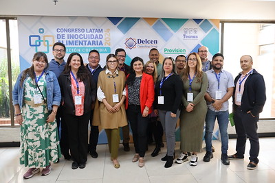 Ponentes y equipo del Congreso Latam Colombia 2024 reunidos en Bogotá
